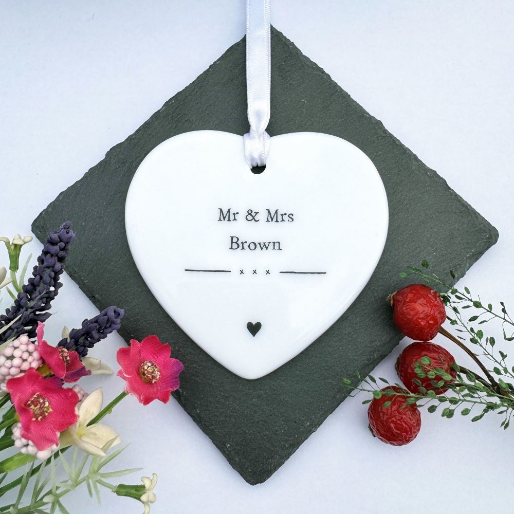 personalised-porcelain-hanging-heart-mr-and-mrs-keepsake-gift|LLUVPORWED2|Luck and Luck| 1