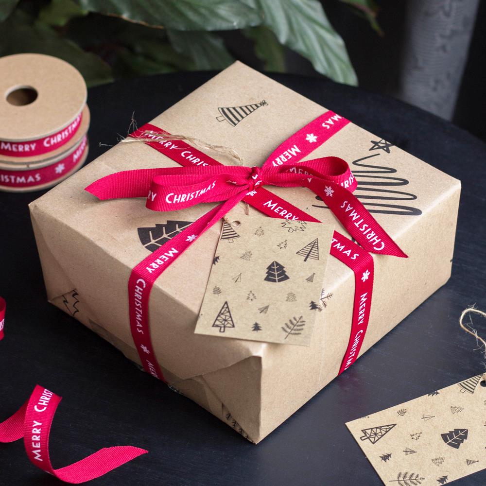 christmas-tree-wrapping-paper-set-eco-friendly-2-sheets-2-tags-2-ribbon-reels|LLWPTREESET3132|Luck and Luck| 1