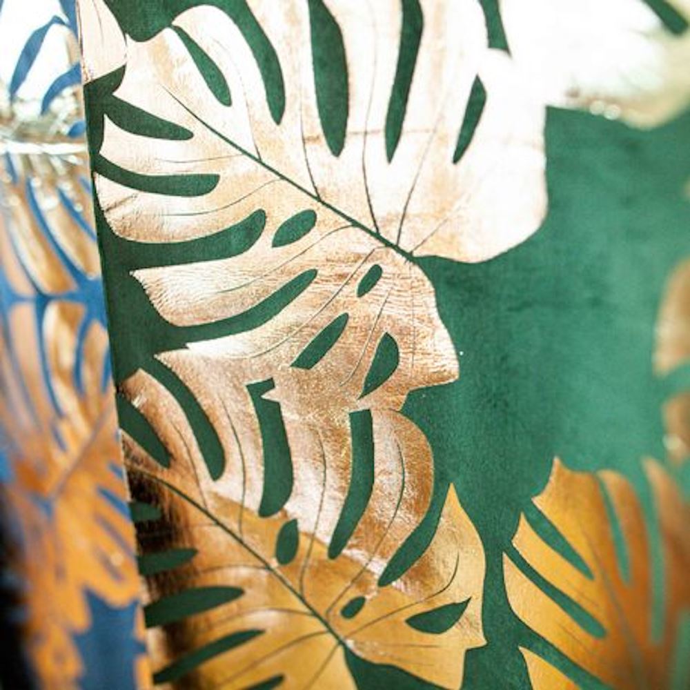 green-and-gold-leaf-tropical-velvet-table-runner-3m|79887|Luck and Luck| 1