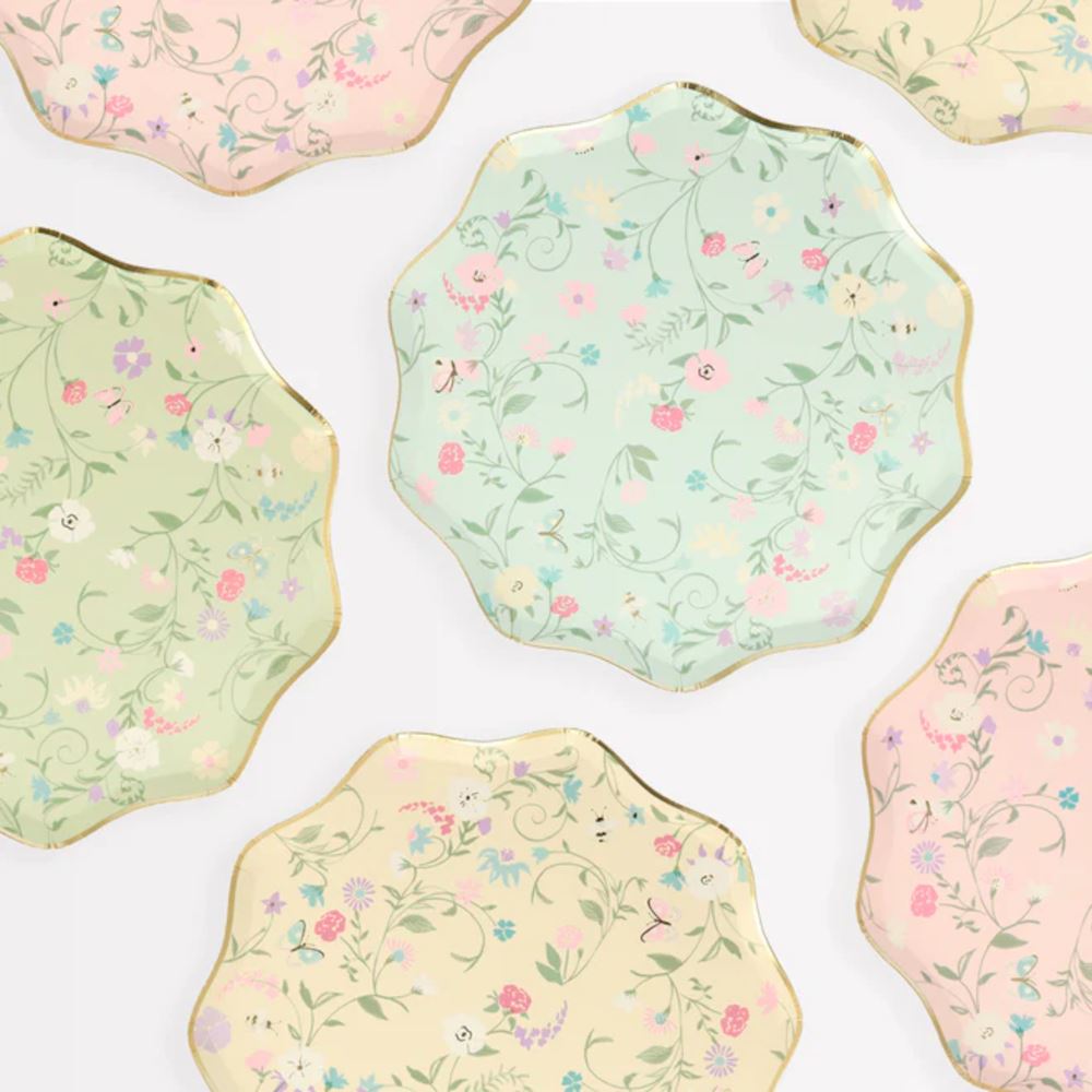 meri-meri-laduree-paris-floral-side-paper-plates-x-8|223416|Luck and Luck| 1