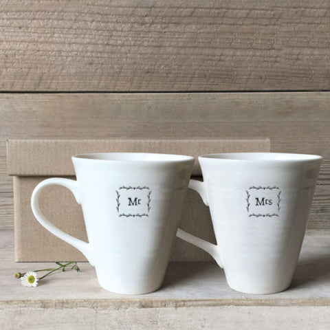east-of-india-mr-and-mrs-mugs-wedding-gift-present|4153|Luck and Luck|2