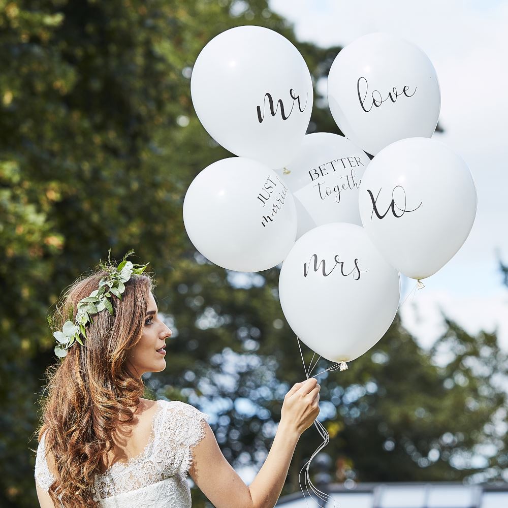 white-wedding-balloons-mr-mrs-balloons-botanical-decorations-x-6|BR374|Luck and Luck| 3