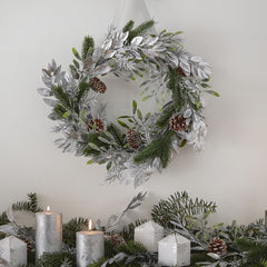 christmas-door-wreath-mistletoe-and-silver-foliage|TIS-611|Luck and Luck| 1