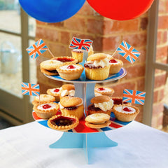 union-jack-reversible-card-cake-stand-queens-jubilee|ROYAL-CAKESTAND|Luck and Luck| 1