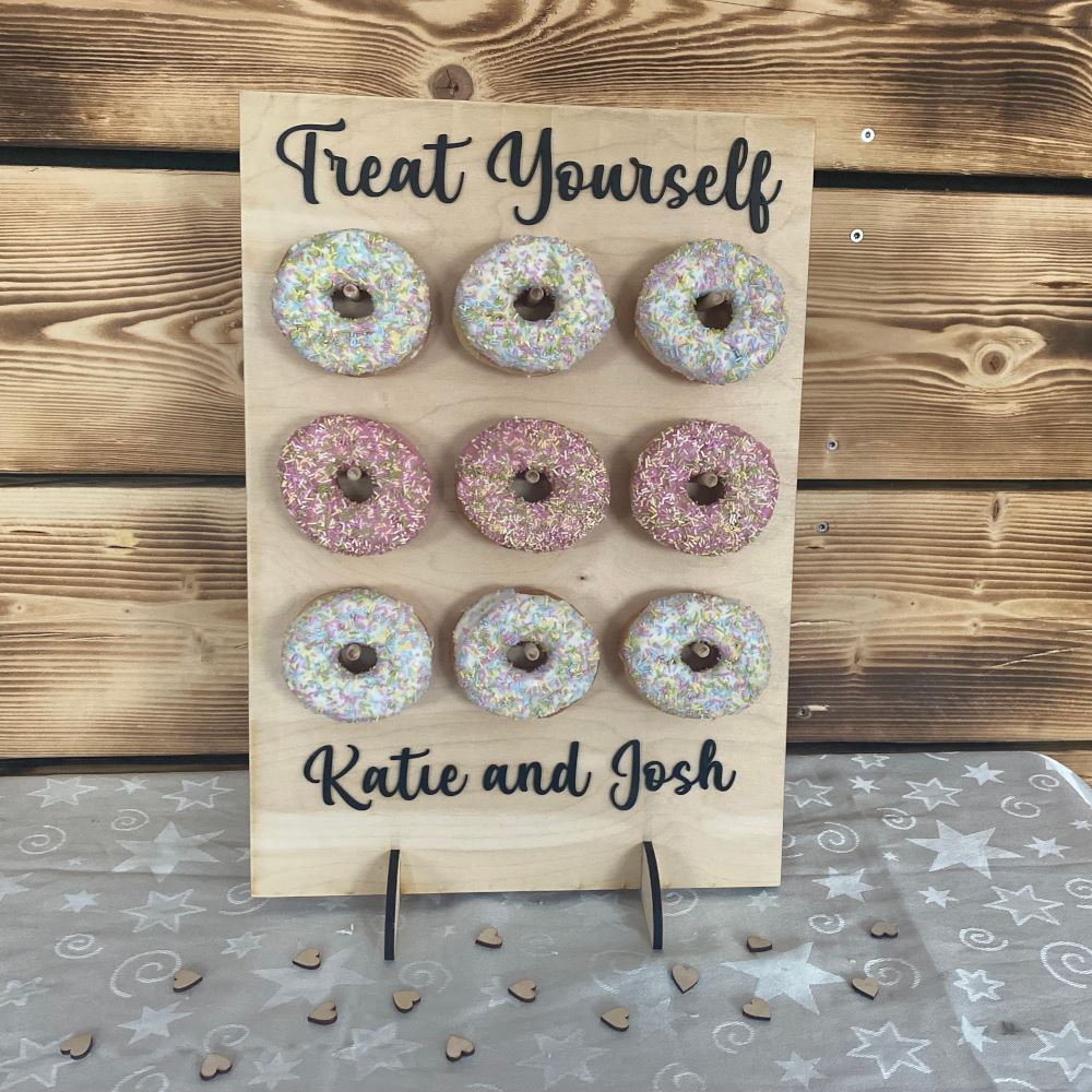 personalised-doughnut-treat-stand-for-9-doughnuts-f1|LLWWDTSD9F1|Luck and Luck| 1