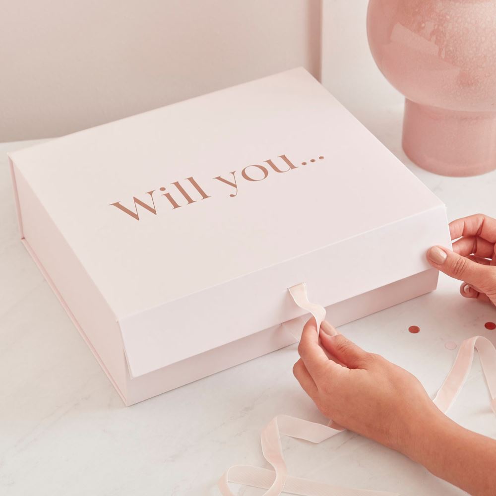 rose-gold-will-you-be-my-bridesmaid-box|HN-849|Luck and Luck| 1