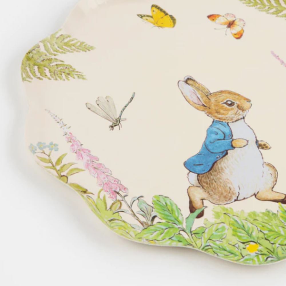 peter-rabbit-in-the-garden-dinner-paper-party-plates-x-8|225882|Luck and Luck|2