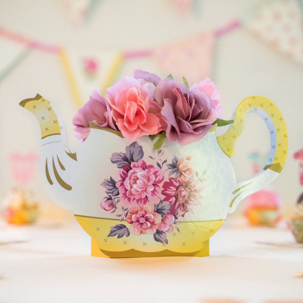 alice-in-wonderland-style-teapot-vase-centrepiece-vintage-floral-party|TS3TEAPOT|Luck and Luck| 1