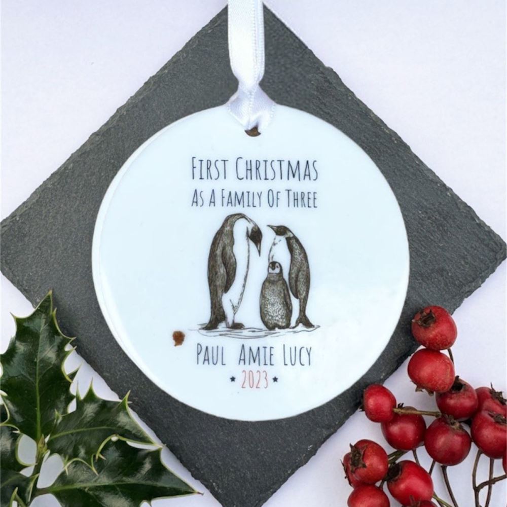 personalised-1st-christmas-family-of-3-porcelain-bauble-penguin-gift|LLUVPORC2|Luck and Luck| 1
