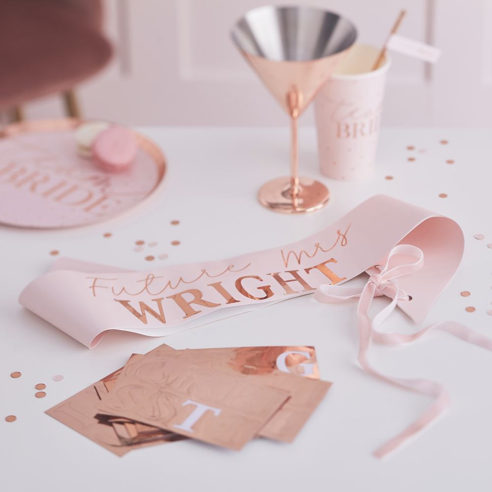 personalised-rose-gold-blush-pink-hen-party-bride-to-be-sash|HN833|Luck and Luck| 1