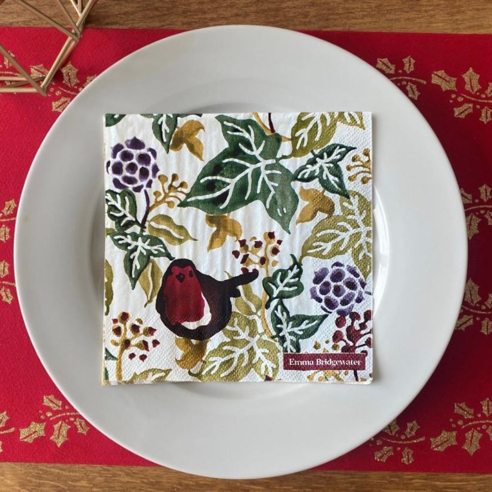 emma-bridgewater-christmas-ivy-cream-lunch-napkins-x-20|L1023460|Luck and Luck| 1