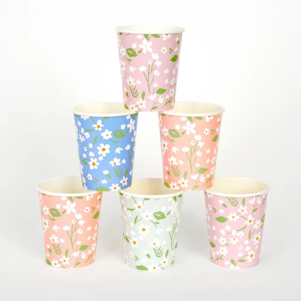 meri-meri-ditsy-floral-paper-party-cups-x-12-afternoon-tea|221778|Luck and Luck| 1